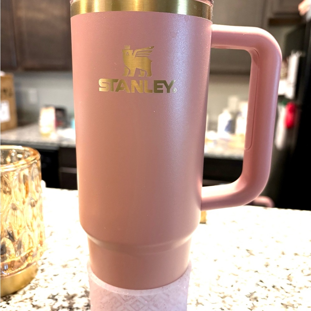 Stanley Blush Pink and Gold Mug